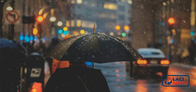 Prakiraan Cuaca Bandung Hari Ini, Minggu 23 November 2025: Waspadai Hujan Siang-Malam