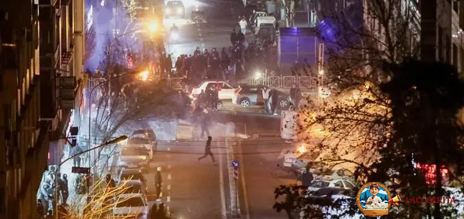 Eskalasi di Teheran Negara-Negara Eropa Desak Warganya Segera Tinggalkan Iran