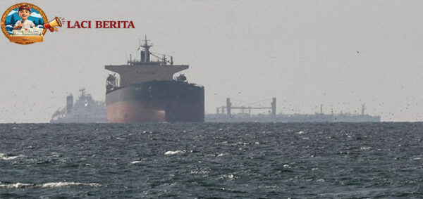 Iran Tegaskan Selat Hormuz Bebas Di lewati Tapi Tidak Bagi AS Dan Israel